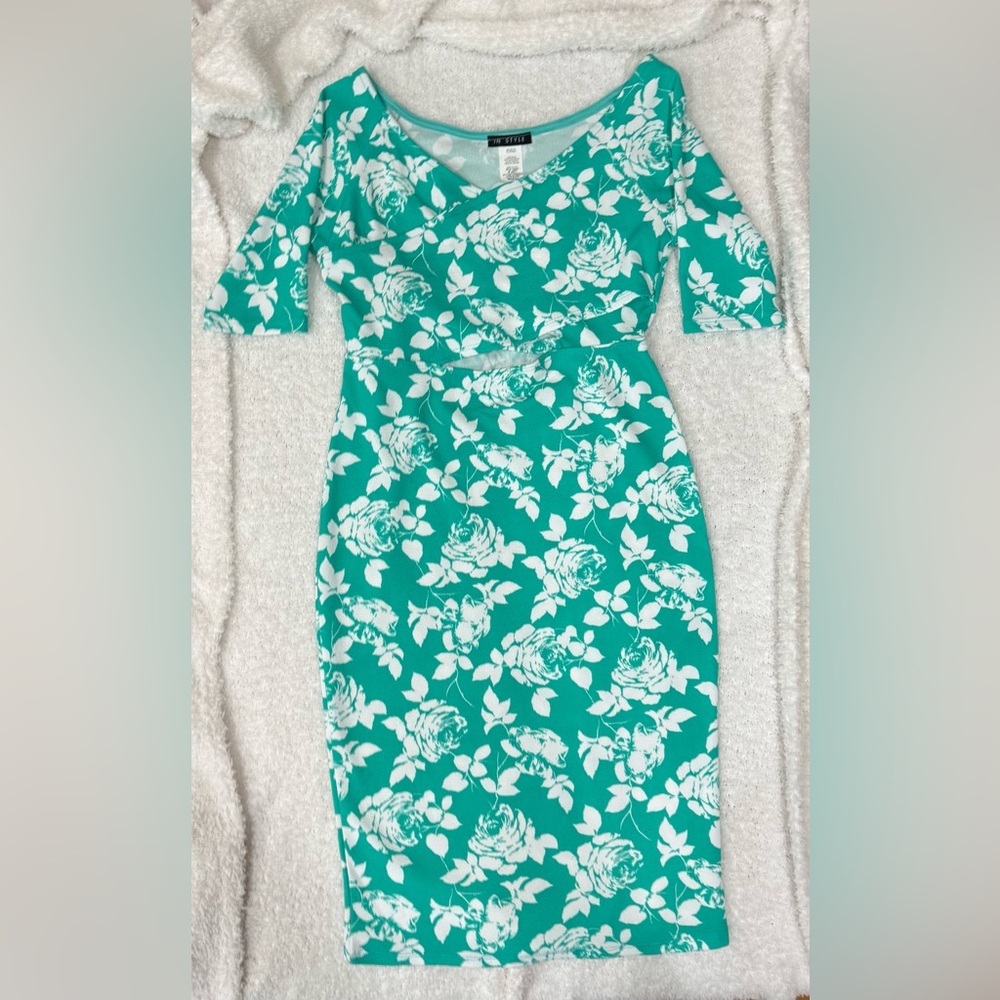 🌿 In Style Teal / Green Floral Bodycon Dress – NWOT Size M